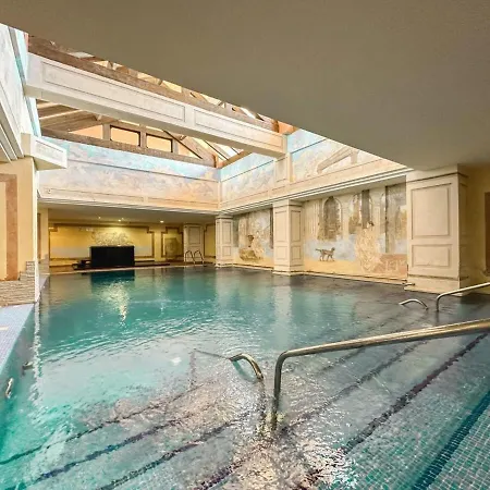 Apartment Sea Views Indoor Pool Sauna Gym Wifi Estepona