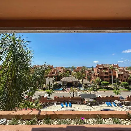 Sea Views Indoor Pool Sauna Gym Wifi