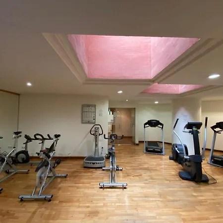 Sea Views Indoor Pool Sauna Gym Wifi *