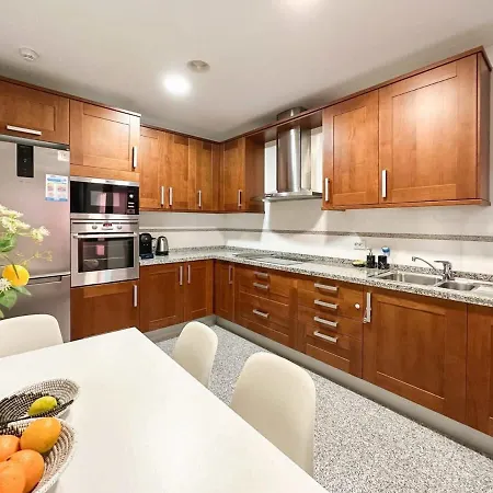 Sea Views Indoor Pool Sauna Gym Wifi Apartman *