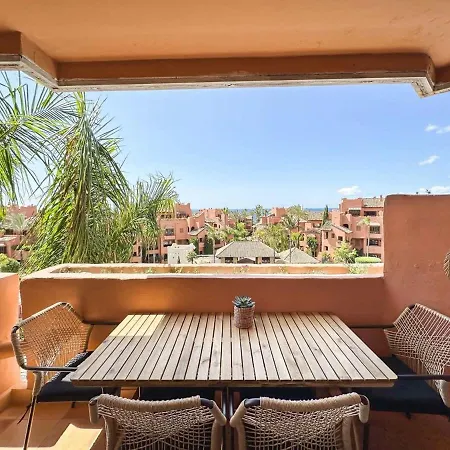 Sea Views Indoor Pool Sauna Gym Wifi * Estepona