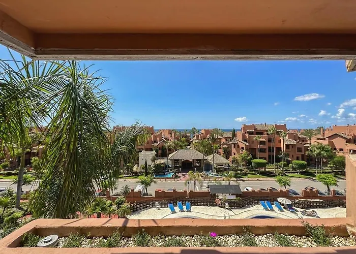 Sea Views Indoor Pool Sauna Gym Wifi