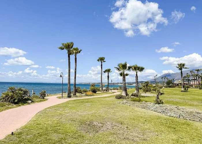 Apartment Sea Views Indoor Pool Sauna Gym Wifi Estepona