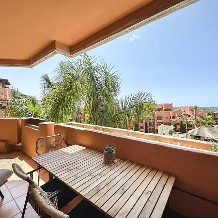 Sea Views Indoor Pool Sauna Gym Wifi