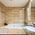 Sea Views Indoor Pool Sauna Gym Wifi * Estepona